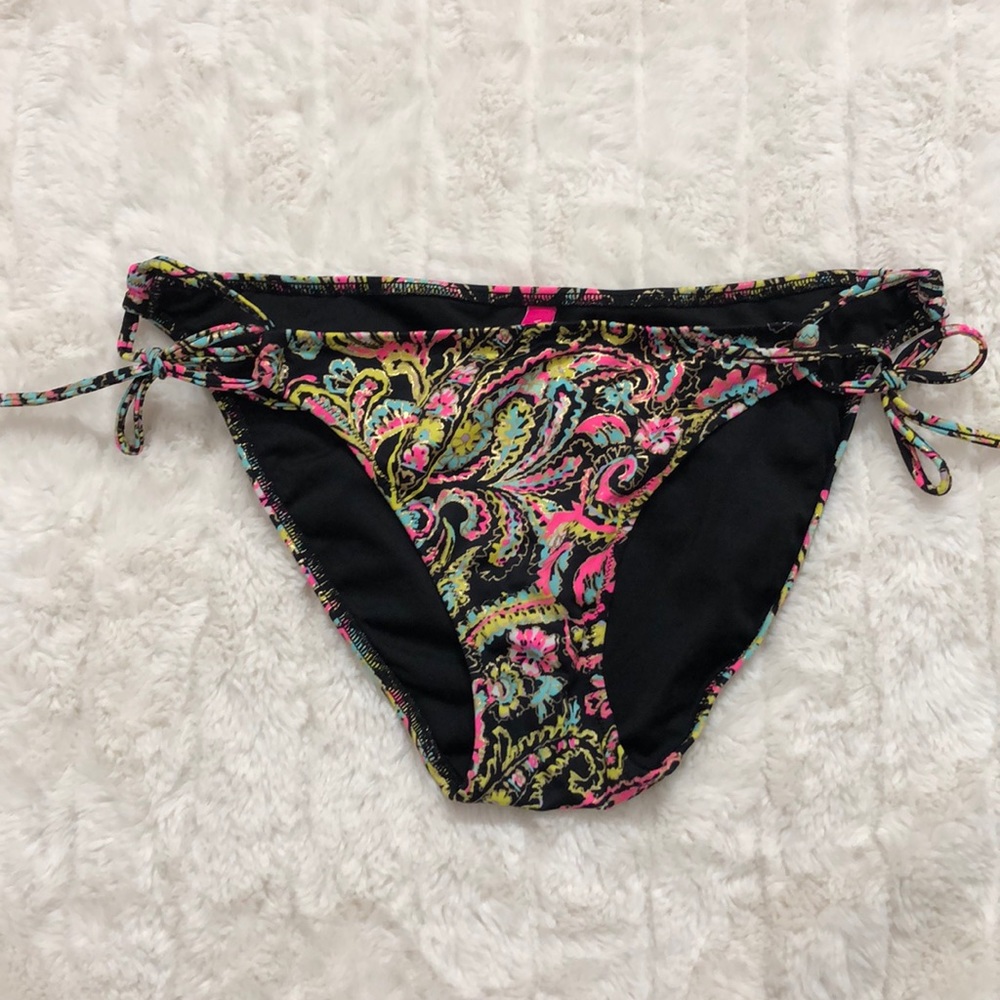 Victoria’s Secret bikini bottom